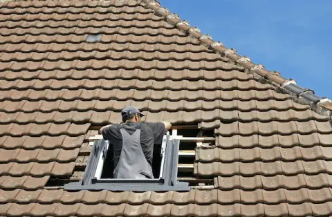 Pose de velux à Sablonceaux